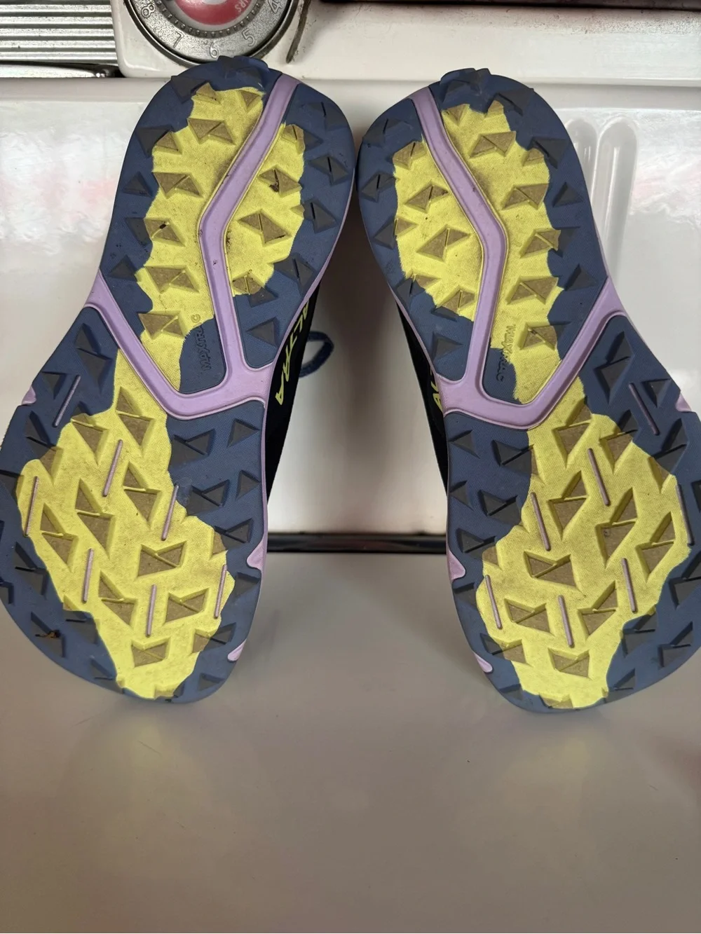 Altra Experience Wild 3 Women’s Trail Running Shoes Size 10 Black Purple Yellow